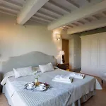 Chiara Villa Cortona
