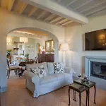 Chiara Villa *